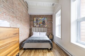 4 bedrooms, iron/ironing board, travel crib, free WiFi