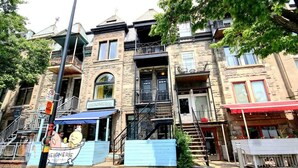Exterior - Galeria 2:Spacious 4BR/2BA Getaway•Modern/Relaxing (Montreal)