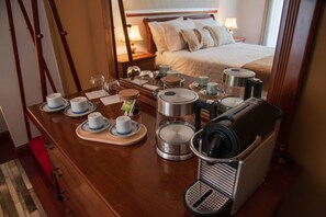 2 bedrooms, free WiFi, bed sheets - Room 'Quarto Ferreirinha' with Mountain View, Wi-Fi and Air Conditioning (Macedo de Cavaleiros)