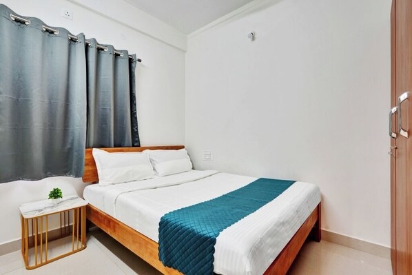 华丽独立别墅, 1 张大床 | 客房内保险箱、办公桌、遮光窗帘、隔音