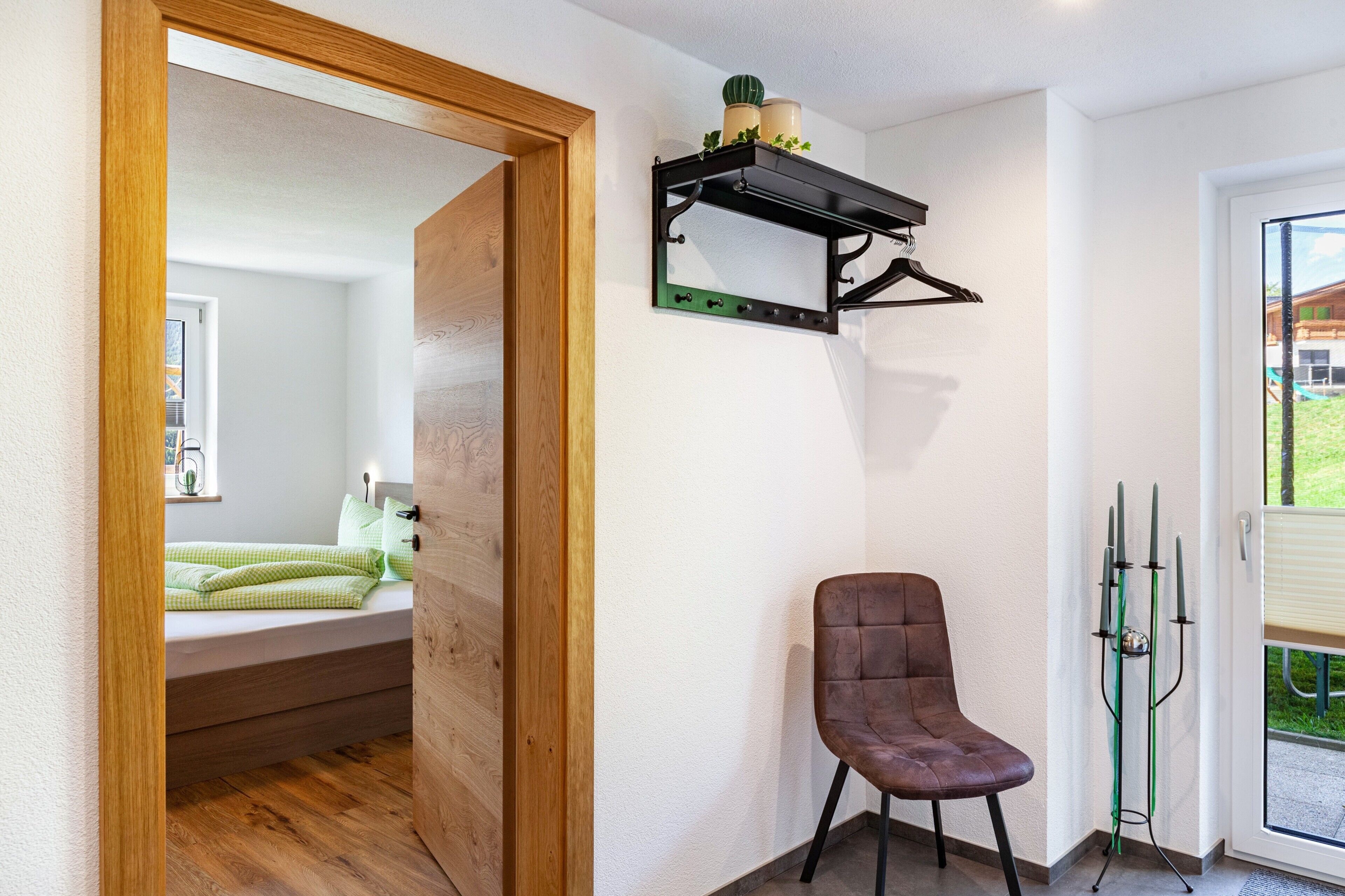 3 多间卧室、免费 WiFi、床单