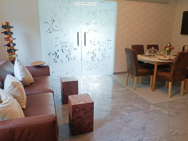 Ferienwohnung 'Wohlfühloase Ermreuth' Mit Bergblick, Privatem Pool Und Wi-fi - Egloffstein