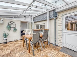 Dining - "Anneke" - 1.3km from the sea by Interhome (Idestrup)