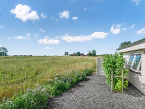 Property grounds - "Anneke" - 1.3km from the sea by Interhome (Idestrup)