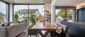 Apartment 'Helle Lichtdurchflutete Wohnung' with Mountain View, Private Terrace and Wi-Fi