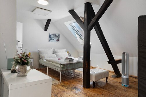 Einzimmerapartment 'Birgit' mit gemeinsamer Terrasse, Wi-Fi und Klimaanlage