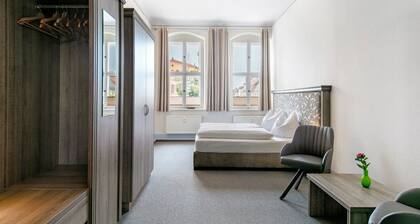 Ferienwohnung 4" mit gemeinsamer Terrasse und WLAN