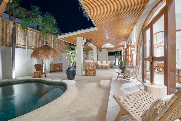 Basic-villa | Pool | Udendørs pool