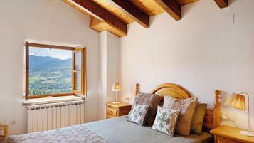 3 habitaciones, tabla de planchar con plancha y wifi gratis