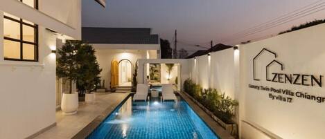 Alberca al aire libre