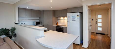 Family House, Multiple Beds, Non Smoking | Private kitchen