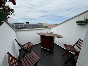 Outdoor dining - Rental unit in Liencres · ★New · 3 bedrooms · 3 beds · 2 baths (Liencres)