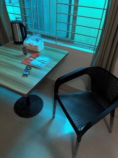 Entire apartment, private Studio apartment with AC in Dhaka