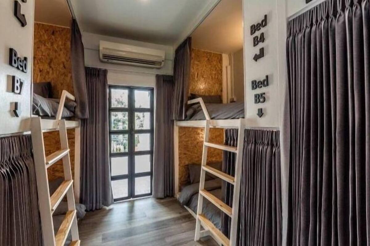 Basic Shared Dormitory, City View | Soundproofing, free WiFi, bed sheets