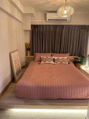 Standard Double Room, City View | Soundproofing, free WiFi, bed sheets - My Way Hostel Chiang Mai (Chiang Mai)