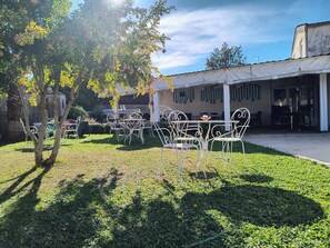 Exterior - Hôtel Bar Restaurant La Marie Galante (Saint-Georges-d'Oleron)