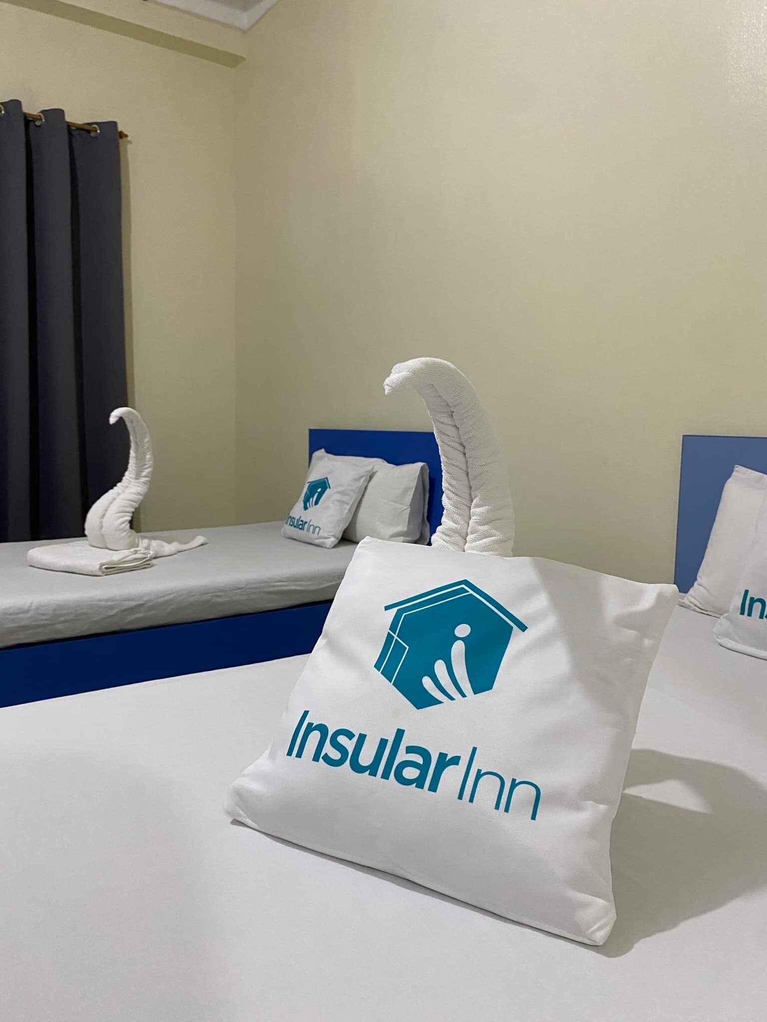 Twin Room | Desk, free WiFi, bed sheets