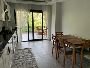 大冰箱、烤箱、炉灶、洗碗机