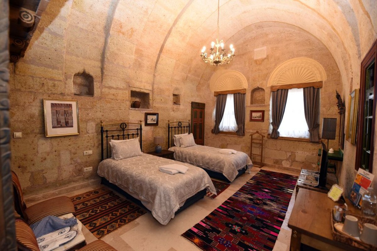 Quarto casal ou duplo luxo | Frigobar, escrivaninha, quartos à prova de som, Wi-Fi de cortesia