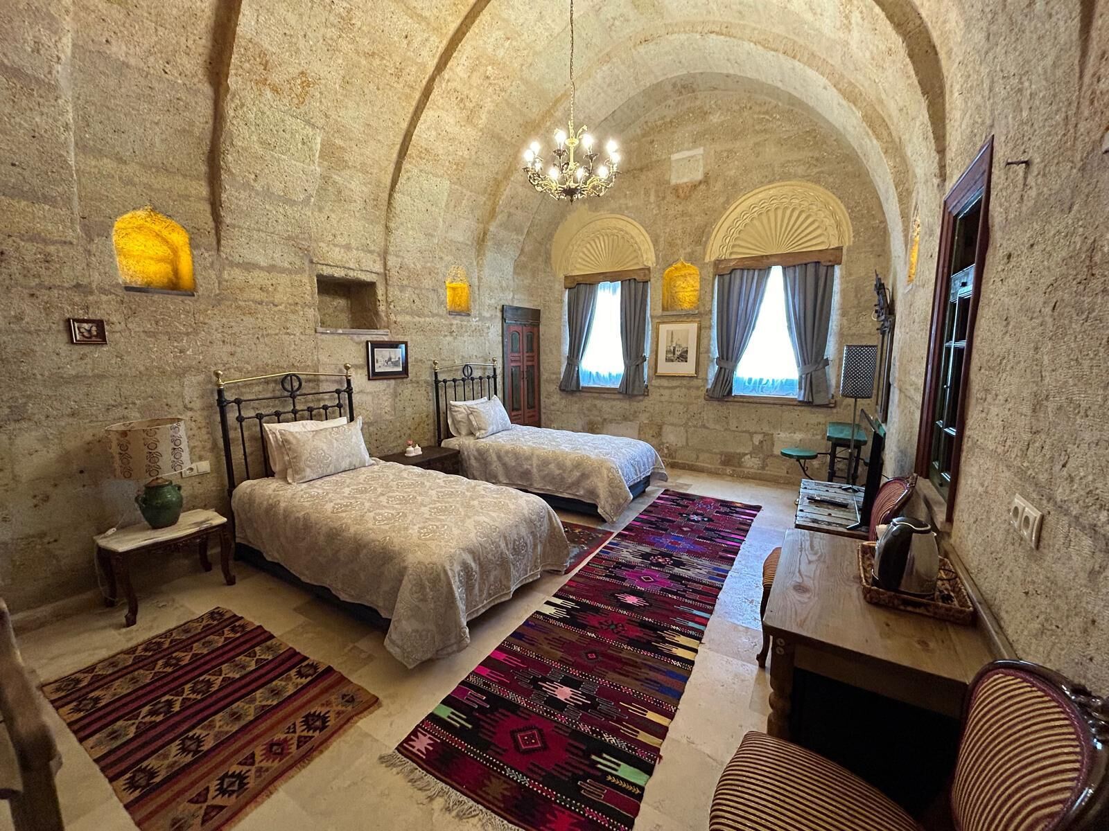 Deluxe-Doppel- oder -Zweibettzimmer | Minibar, Schreibtisch, schallisolierte Zimmer, kostenloses WLAN