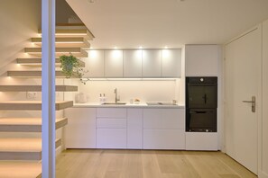 Mikrobølgeovn, ovn, opvaskemaskine