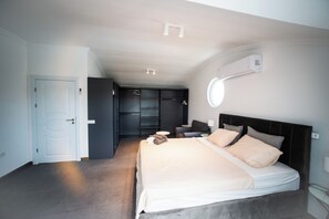 4 habitaciones y caja de seguridad en la habitación