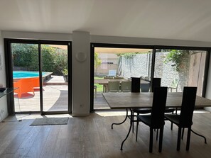 Dining - 6-person pool house on the Côte Bleue, 2 steps from the calanques (Le Rove)