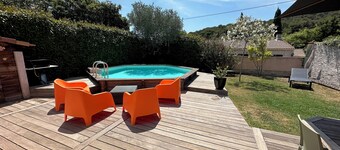 6-person pool house on the Côte Bleue, 2 steps from the calanques