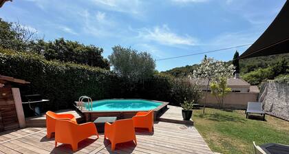 Maison piscine 6 personnes sur la CĂŽte Bleue, Ă 2 pas des calanques