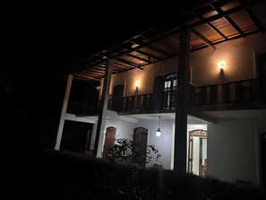 Sauna, Ayurvedic treatments - Stadium Reach Laythraa (Kengalla)