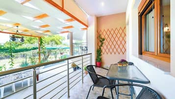 Classic Double Room, Partial Sea View | Terrace/patio