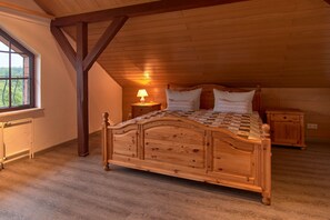 2 bedrooms, WiFi, bed sheets - Böhms Mansarde - Harzblick am Kaminfeuer (Thale)