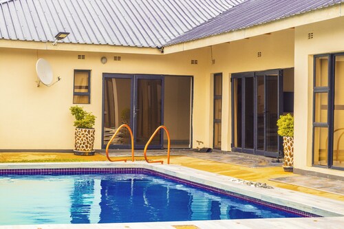 Fidelity Lodgings and Travel