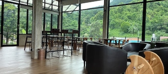 DOI LUANG SCENE