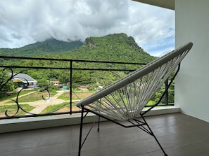 Deluxe Double Room, 1 King Bed, Balcony, Mountain View | Terrace/patio - DOI LUANG SCENE (Chiang Dao)