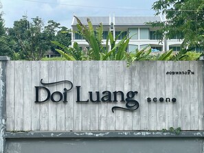 Exterior - DOI LUANG SCENE (Chiang Dao)