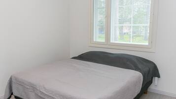 4 makuuhuonetta, internet