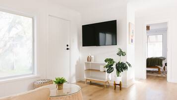 2 bedrooms, desk, iron/ironing board, travel crib