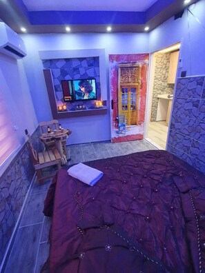 Wi-Fi de cortesia, roupa de cama