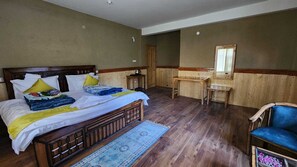 โต๊ะทำงาน, Wi-Fi ฟรี