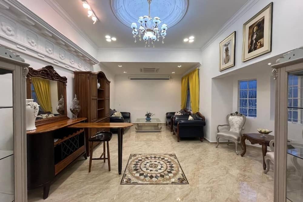 Titiwangsa Premium Villa KL by uBook