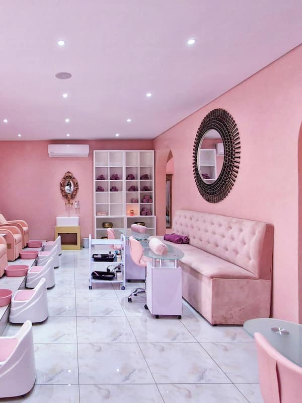 Sauna, steam room, Turkish bath/hammam, body treatments, mud baths