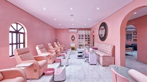 Sauna seca, sauna a vapor, banho turco/hammam, tratamentos corporais
