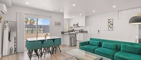 Télévision, espaces bureaux