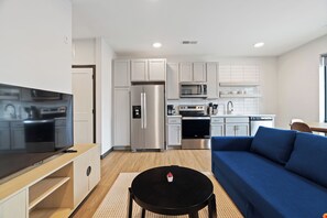 Family Apartment | Private kitchen - CozySuites at Block20 (Indianapolis)