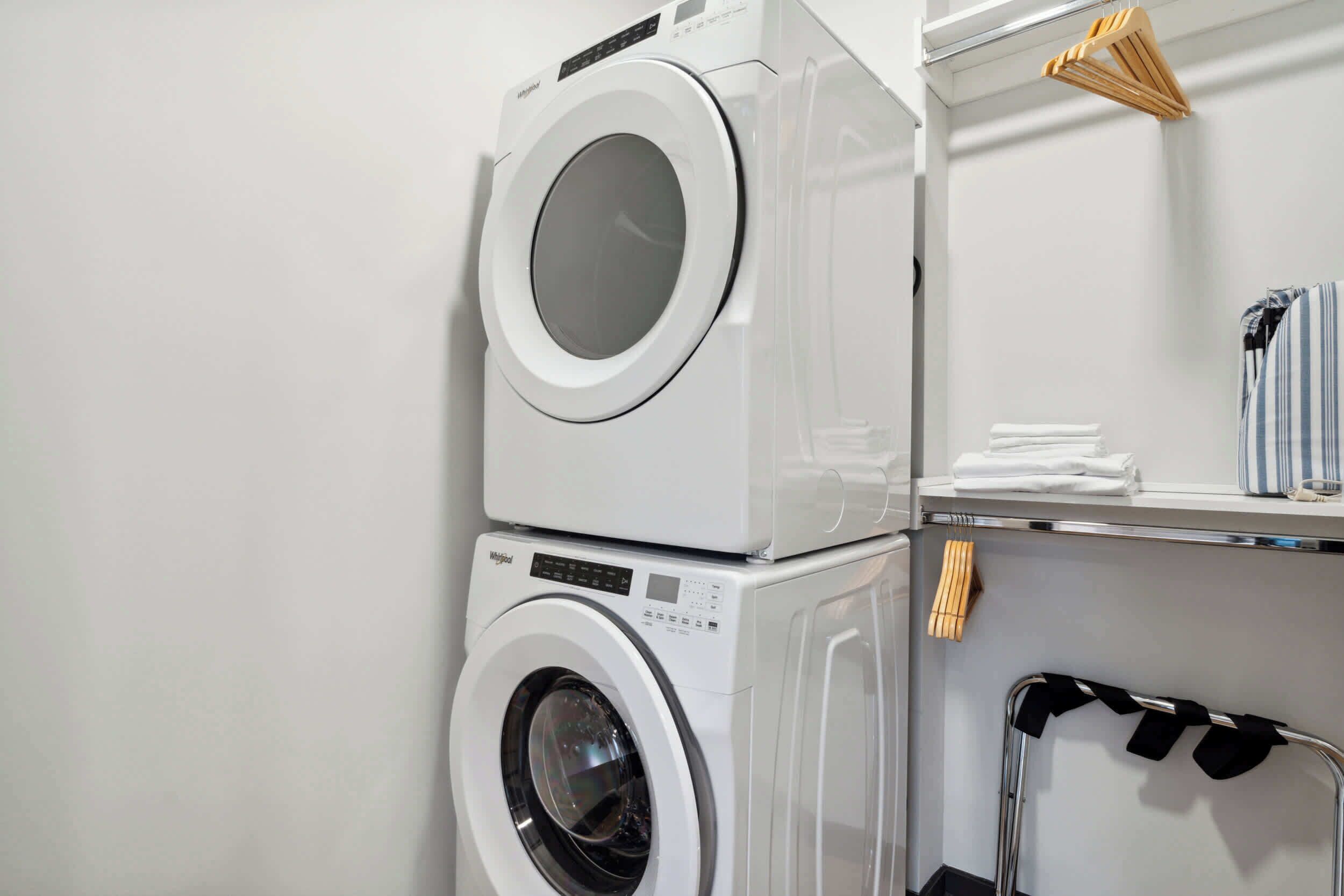 Deluxe Studio | Laundry
