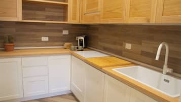 Kühlschrank, Herdplatte, Geschirrspüler