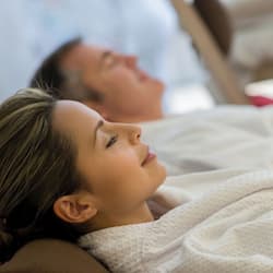 Salas para tratamentos a dois, sauna seca, sauna a vapor