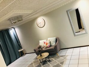 Apartamento, 2 quartos, para fumantes, sacada | Sala de estar