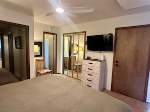 2 chambres, fer et planche Ă repasser, Wi-Fi, draps fournis